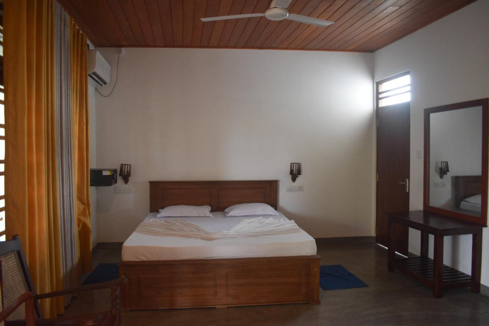 Hotel Ocean View Cottage Hikkaduwa Exterior photo