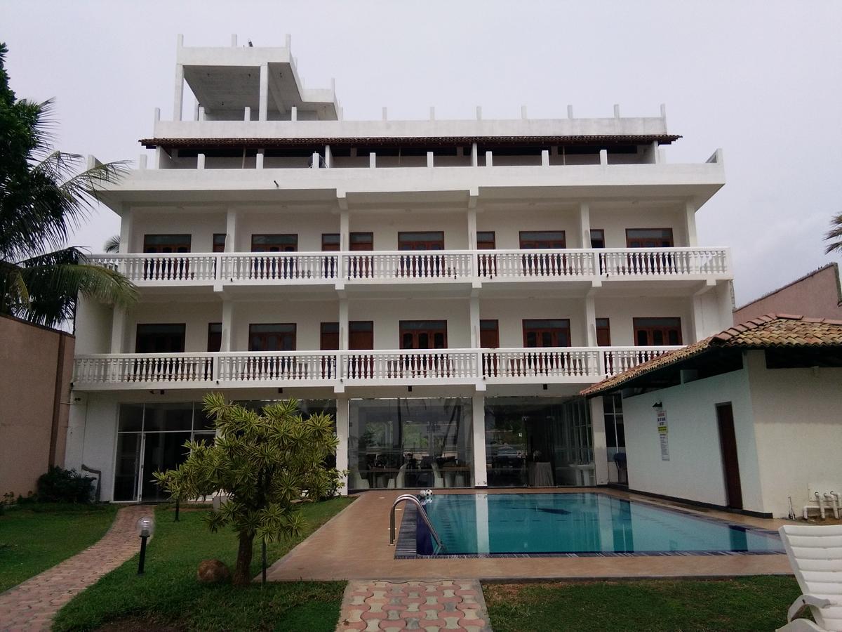 Hotel Ocean View Cottage Hikkaduwa Exterior photo