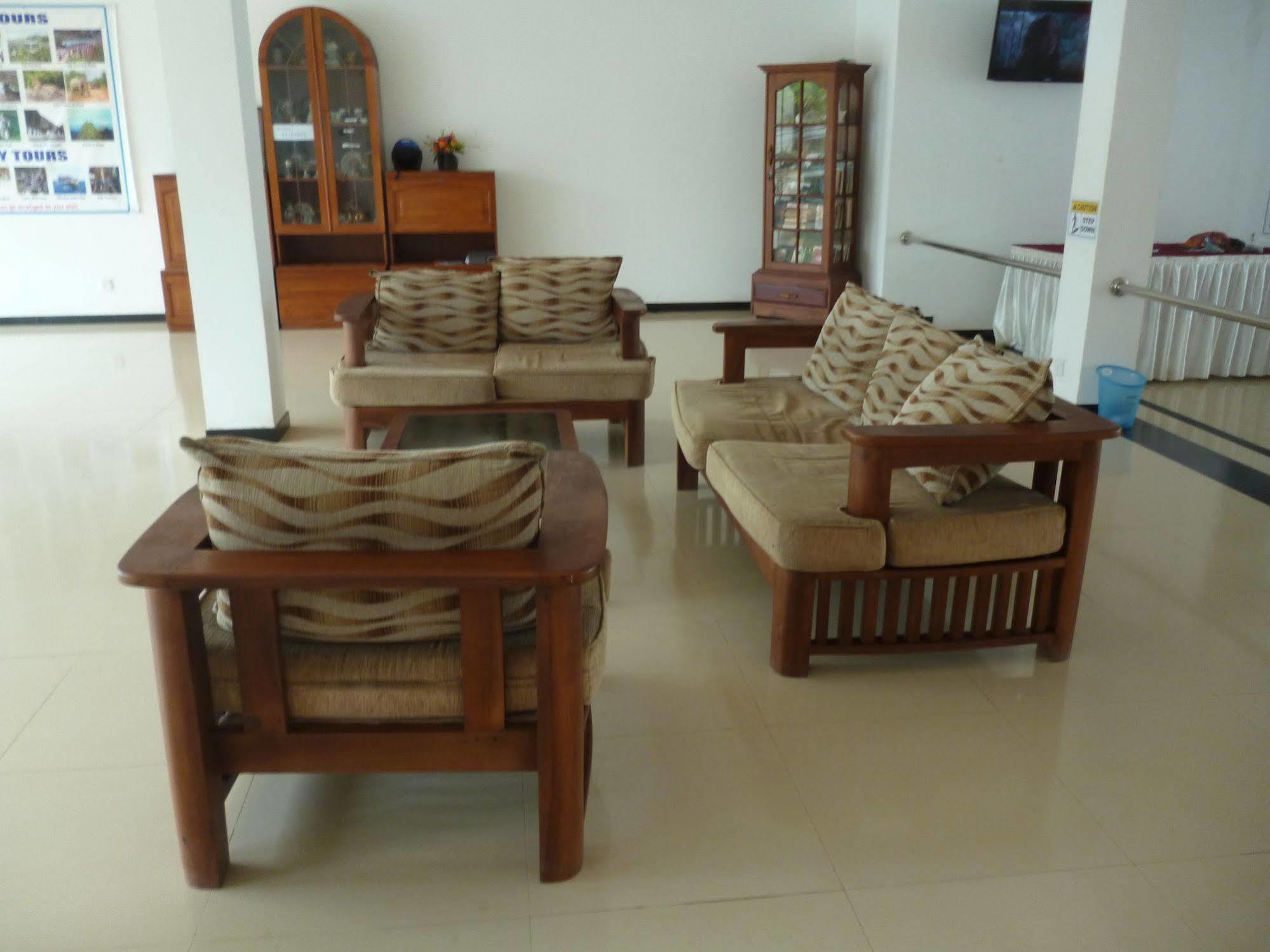 Hotel Ocean View Cottage Hikkaduwa Exterior photo