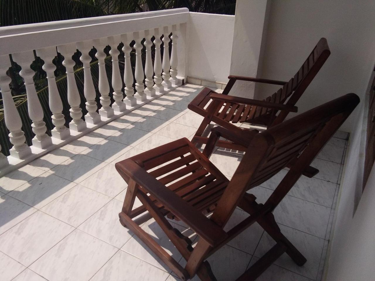 Hotel Ocean View Cottage Hikkaduwa Exterior photo