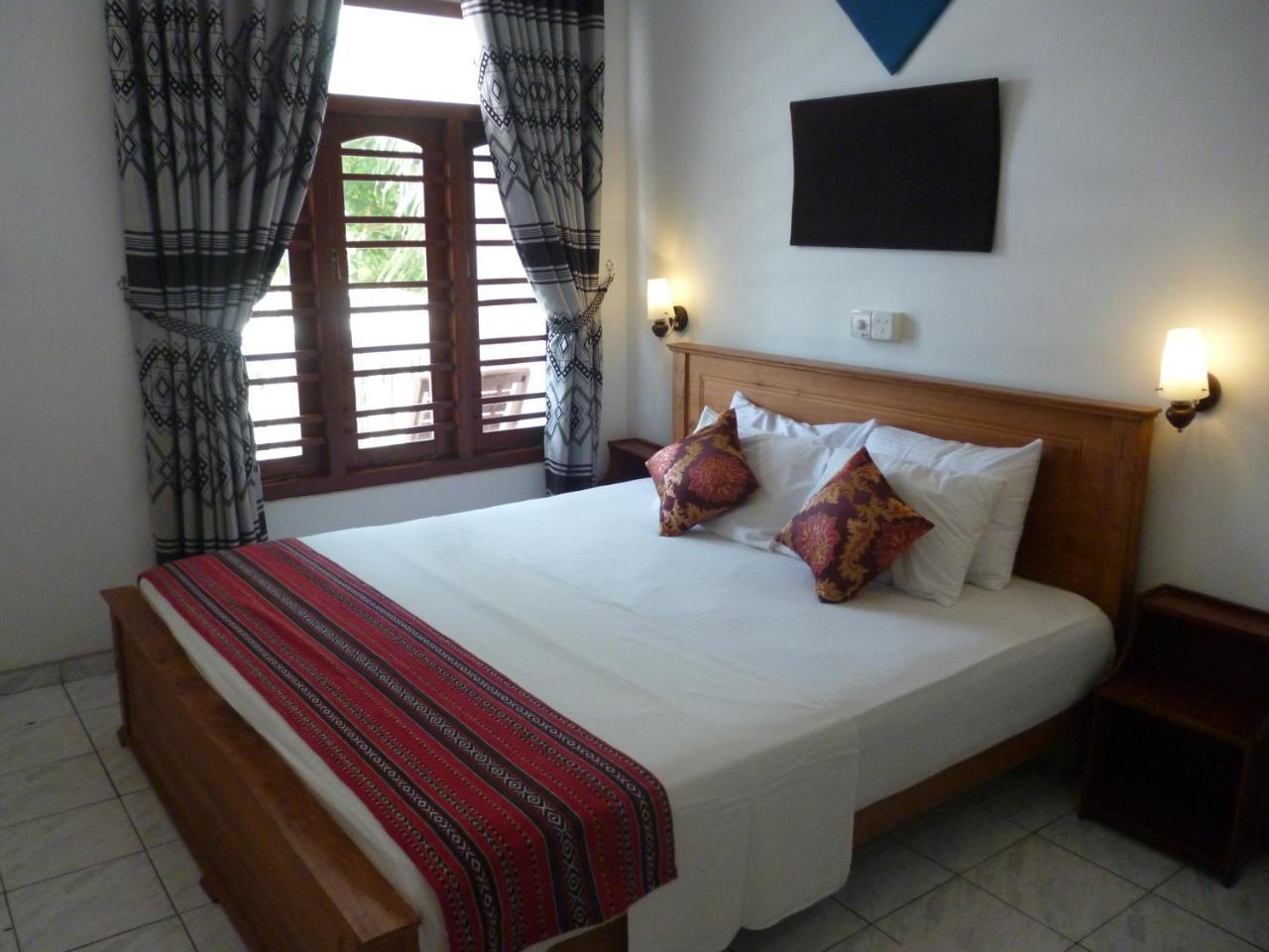Hotel Ocean View Cottage Hikkaduwa Exterior photo