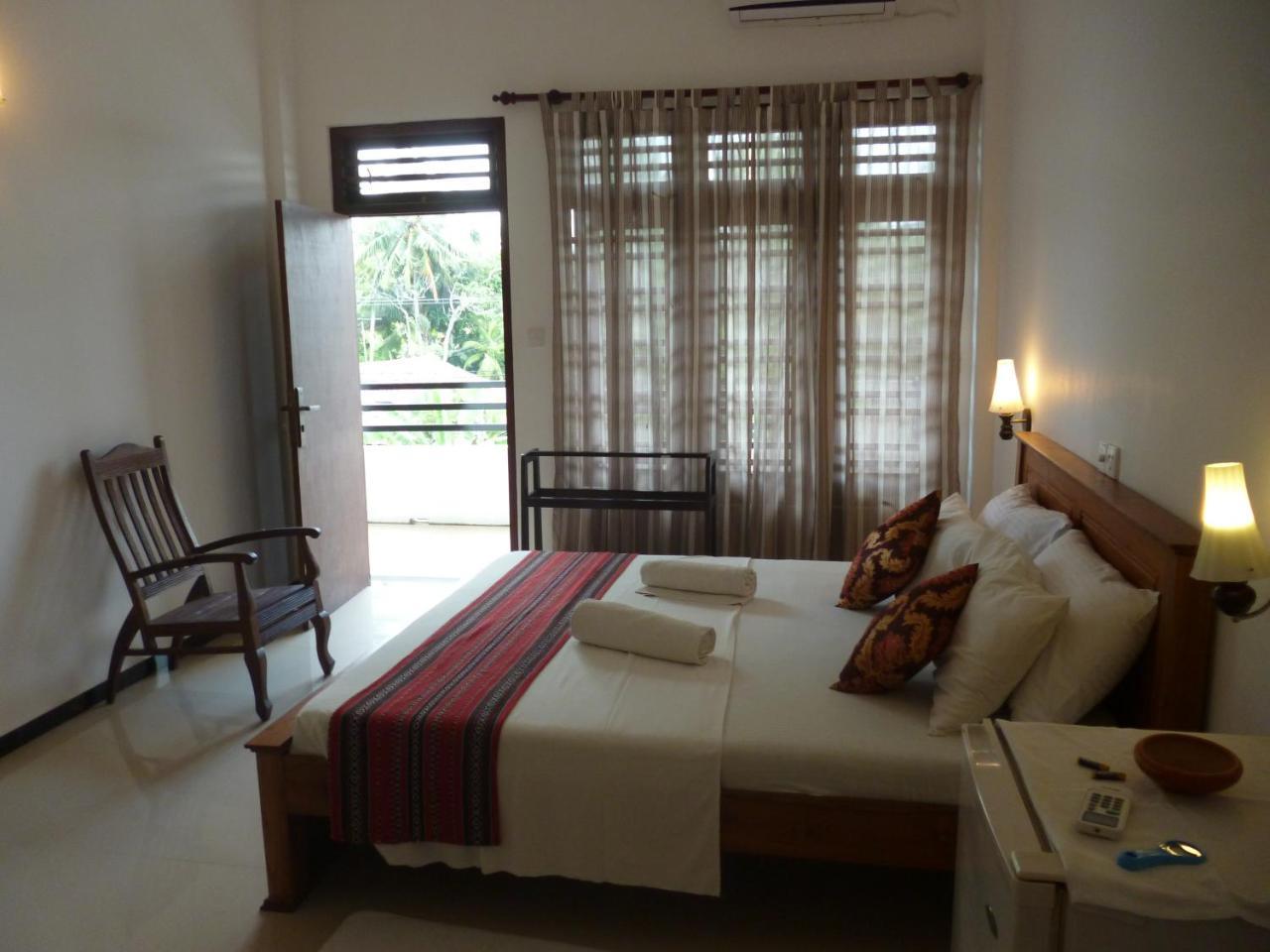 Hotel Ocean View Cottage Hikkaduwa Exterior photo